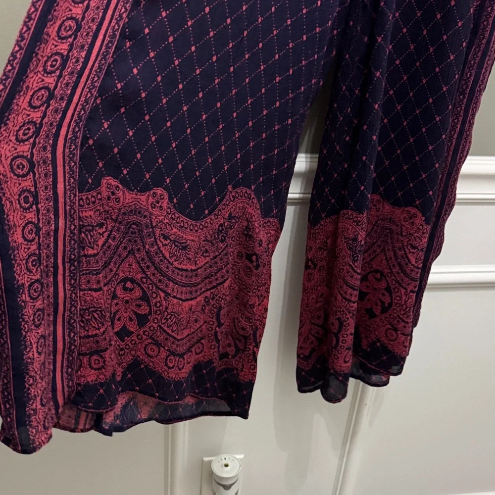 Free People Navy and Raspberry Patterned pants L - Picture 4 of 11